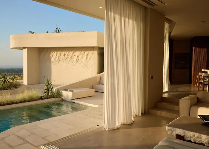 Fira Hotel Uluwatu