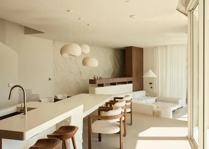 Fira Uluwatu