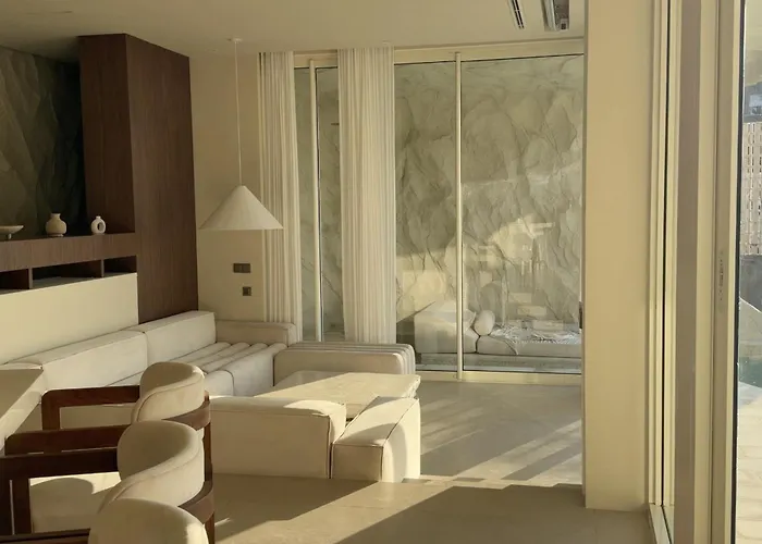 Hotel Fira Uluwatu