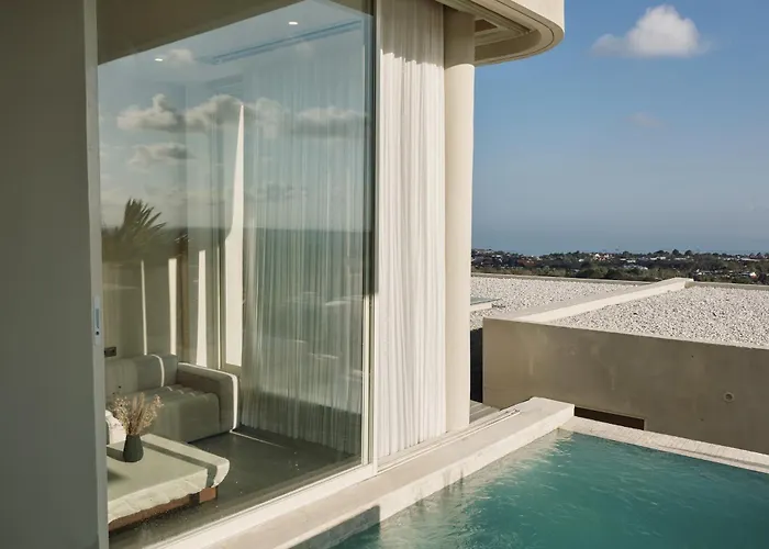 Fira Hotel