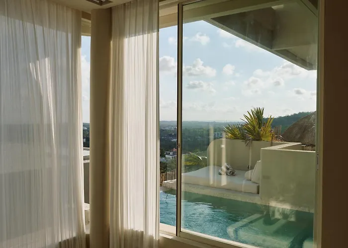 Hotel Fira Uluwatu